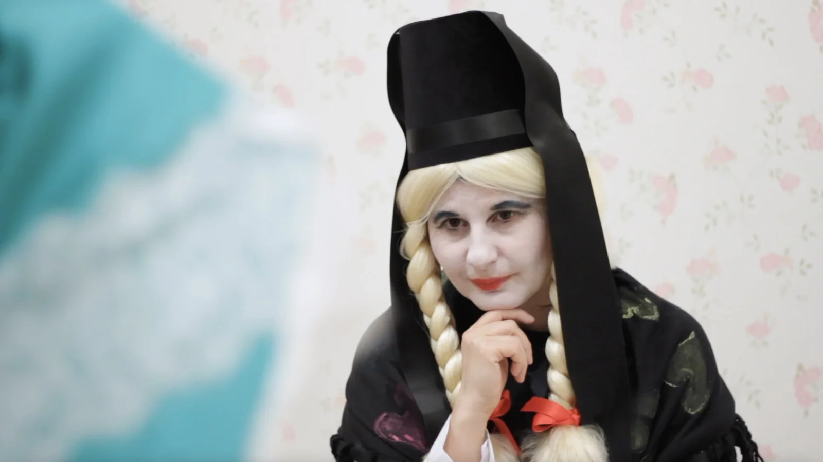 Szene aus dem Film Nezaket Ekici