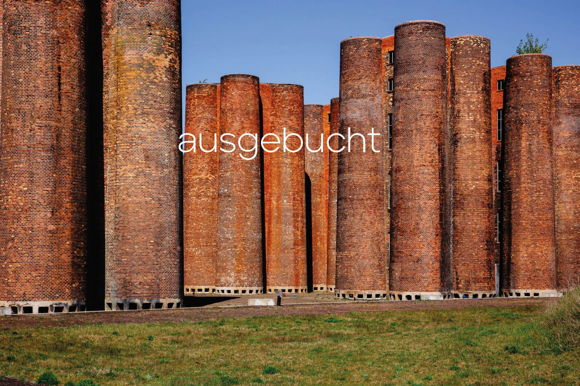 
                            Flüstertürme / Whispering Towers - Grotest Maru              