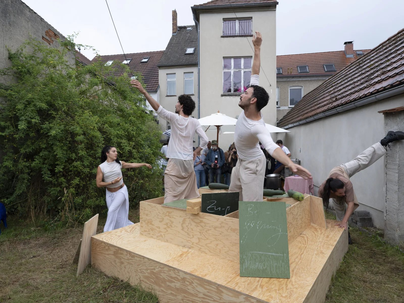 Artist Talk und Performances